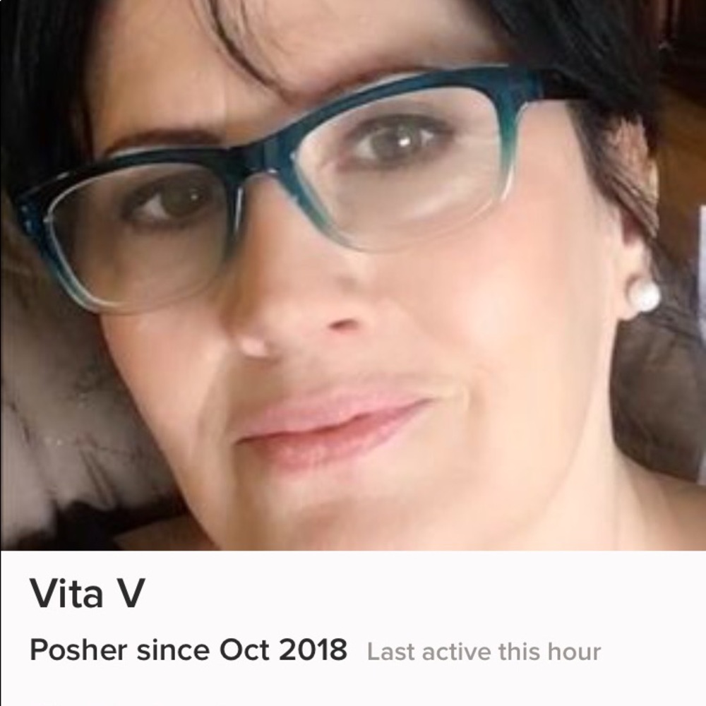 Meet your Posher, Vita